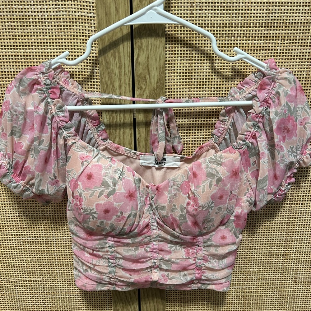 Crop top